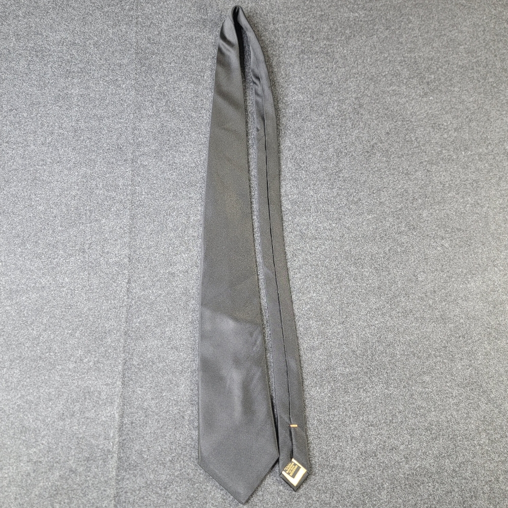 Solid Black Classic Vintage Donald Trump Signature Collection Tie - 100% Silk